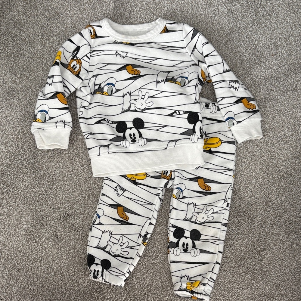 Disney Mickey Mouse Mummy & Friends 2 Pc Fleece Halloween Top & Pant Set